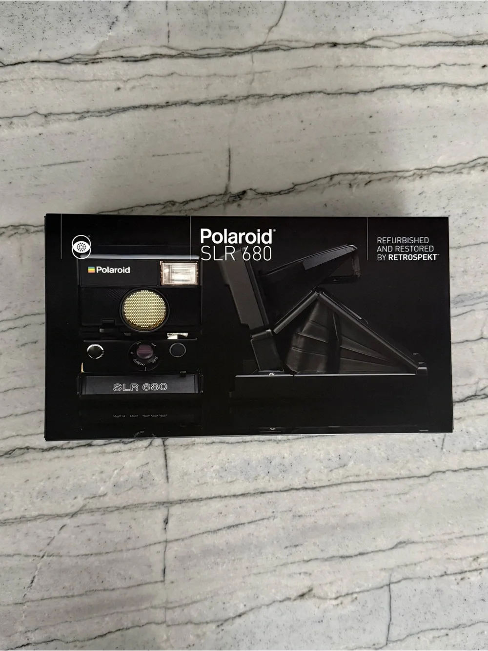 Polaroid • SLR 680